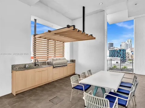 90 SW 3rd Street Miami FL 33130