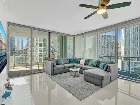 90 SW 3rd Street Miami FL 33130