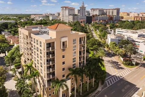 2650 SW 37th Avenue Miami FL 33133
