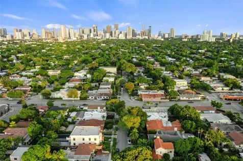 1721 SW 13th Street Miami FL 33145