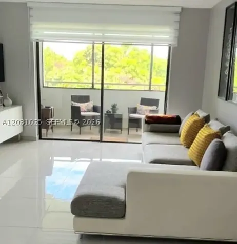 8215 SW 152nd Avenue Miami FL 33193