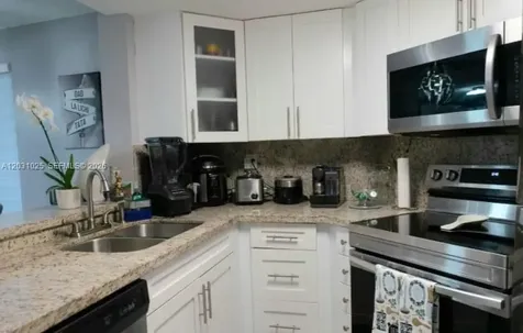 8215 SW 152nd Avenue Miami FL 33193