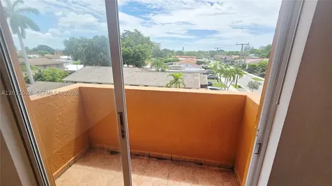 2441 SW 31st Avenue Miami FL 33145