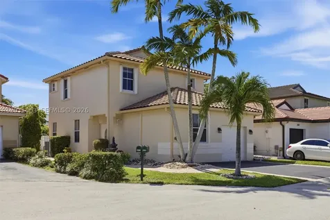 2160 NW 188th Terrace Pembroke Pines FL 33029