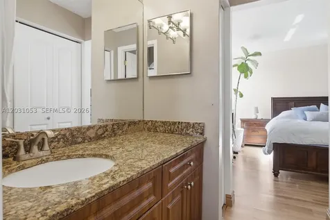 2160 NW 188th Terrace Pembroke Pines FL 33029