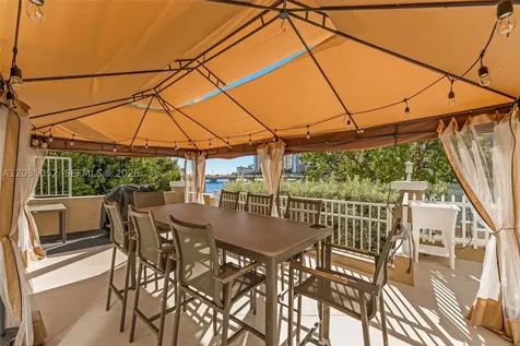701 Brickell Key Boulevard Miami FL 33131