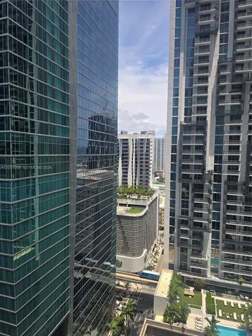 300 Biscayne Blvd Way Miami FL 33131