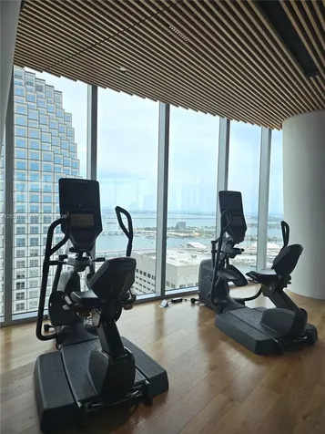300 Biscayne Blvd Way Miami FL 33131