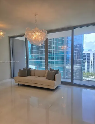 300 Biscayne Blvd Way Miami FL 33131