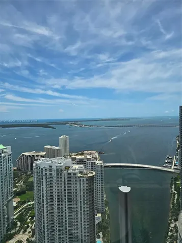 300 Biscayne Blvd Way Miami FL 33131