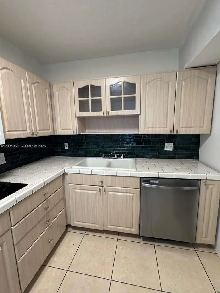 310 SW 10th Street Fort Lauderdale FL 33315