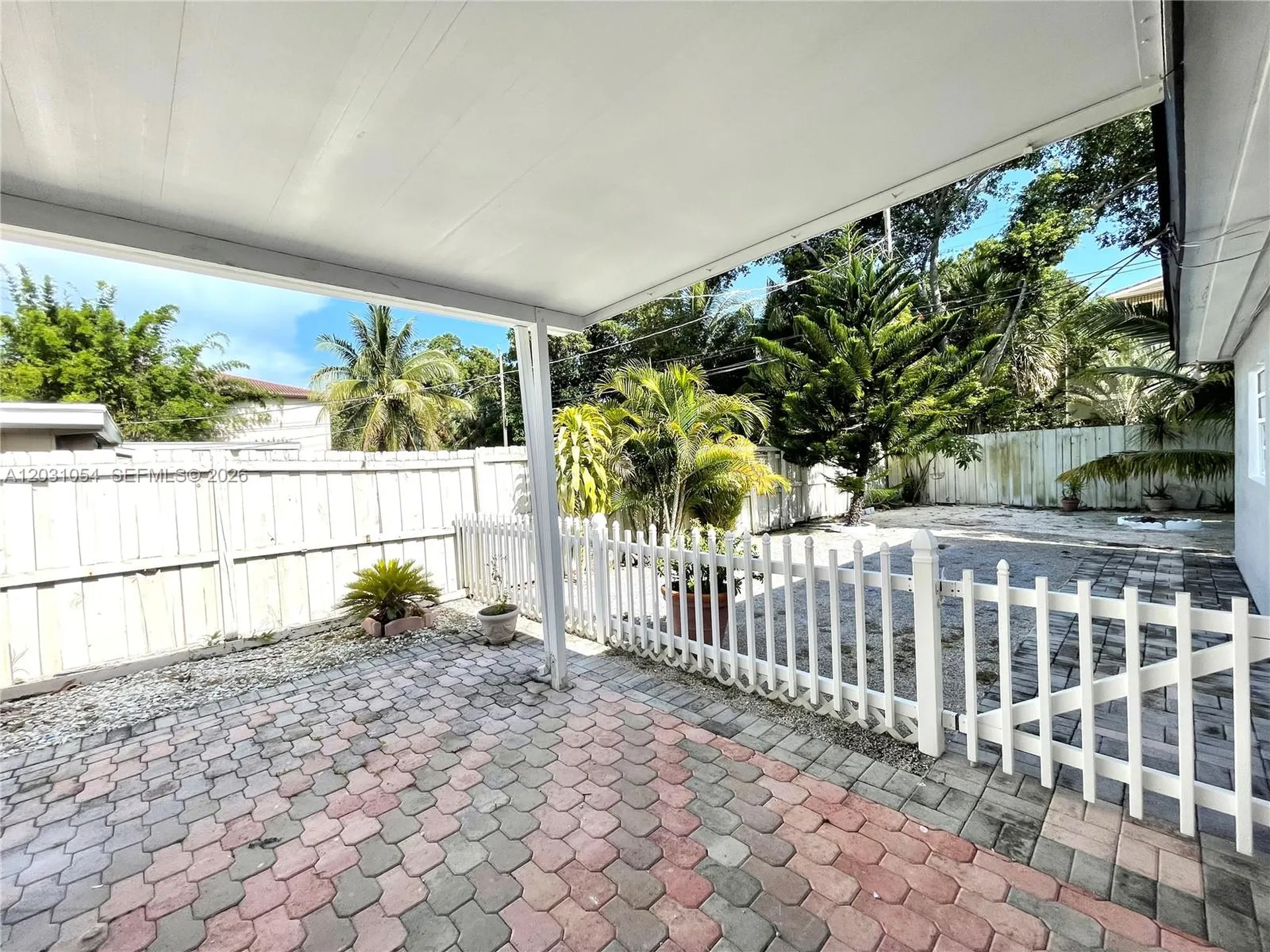 310 SW 10th Street Fort Lauderdale FL 33315