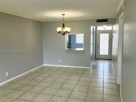 2801 NW 47th Terrace Lauderdale Lakes FL 33313
