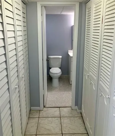 2801 NW 47th Terrace Lauderdale Lakes FL 33313