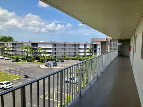 2801 NW 47th Terrace Lauderdale Lakes FL 33313