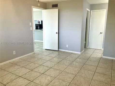 2801 NW 47th Terrace Lauderdale Lakes FL 33313