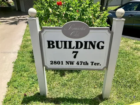 2801 NW 47th Terrace Lauderdale Lakes FL 33313