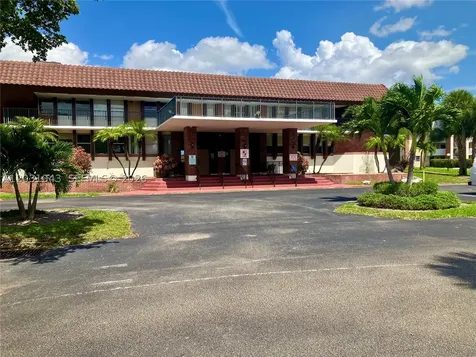 2801 NW 47th Terrace Lauderdale Lakes FL 33313