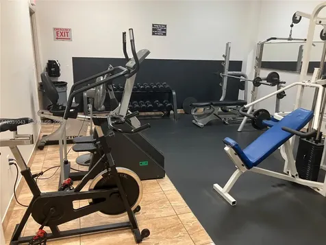2801 NW 47th Terrace Lauderdale Lakes FL 33313