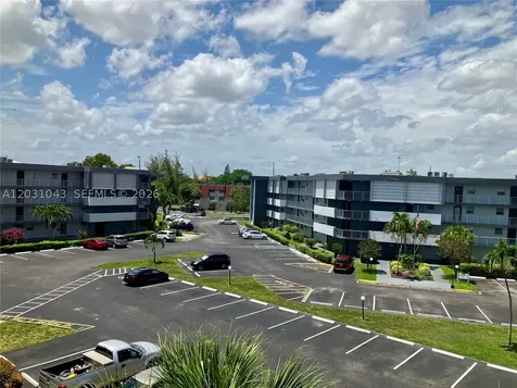 2801 NW 47th Terrace Lauderdale Lakes FL 33313
