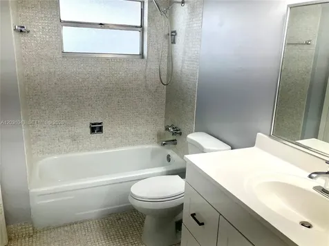 2801 NW 47th Terrace Lauderdale Lakes FL 33313
