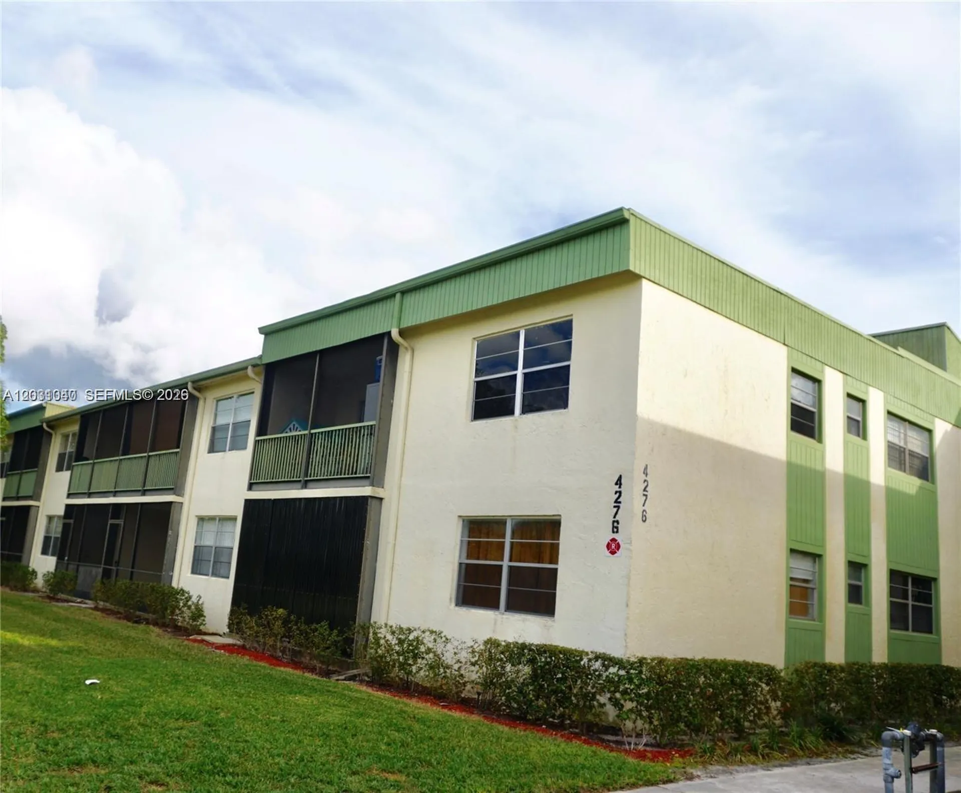 4276 NW 89 Avenue Coral Springs FL 33065