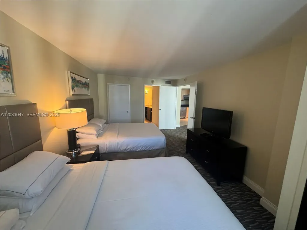 2670 E Sunrise Boulevard Fort Lauderdale FL 33304