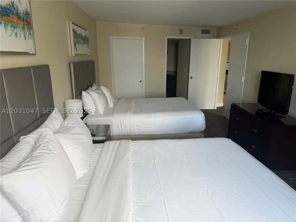 2670 E Sunrise Boulevard Fort Lauderdale FL 33304