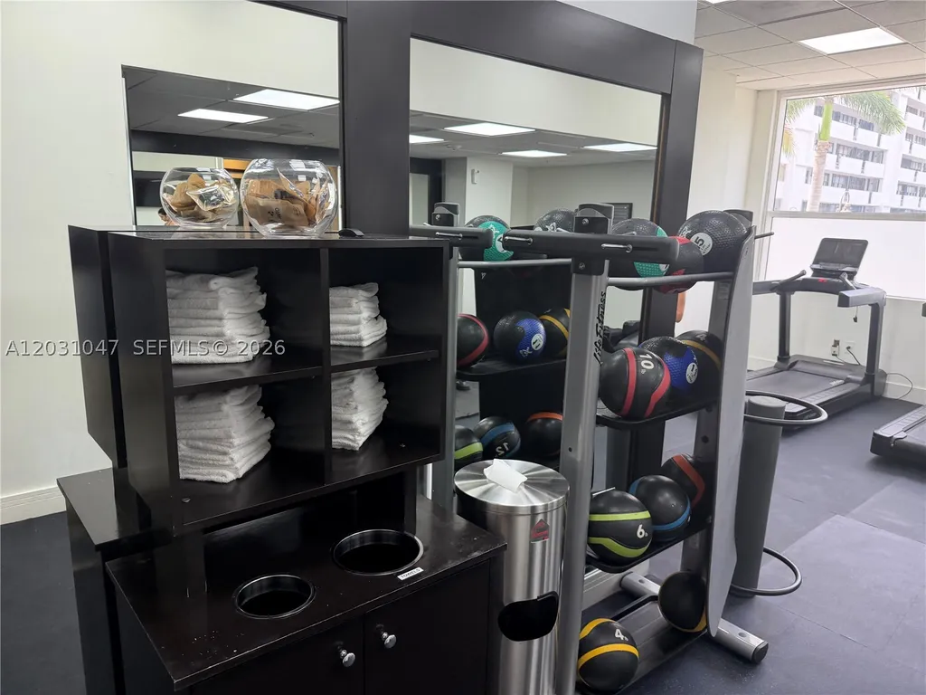 2670 E Sunrise Boulevard Fort Lauderdale FL 33304