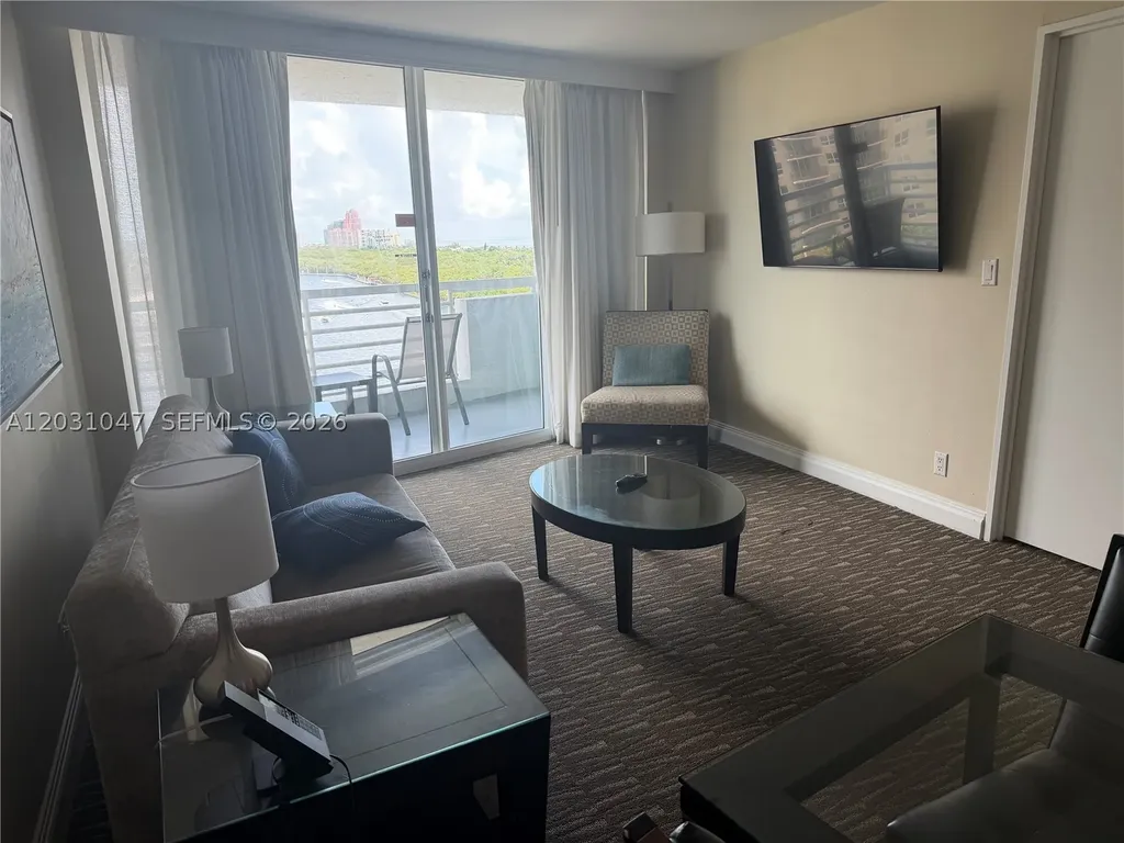 2670 E Sunrise Boulevard Fort Lauderdale FL 33304