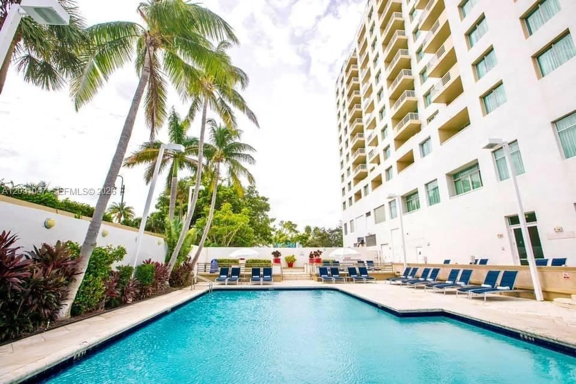 2670 E Sunrise Boulevard Fort Lauderdale FL 33304