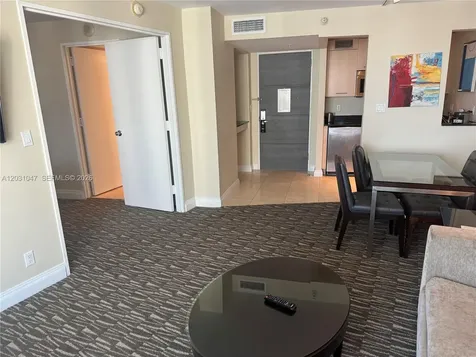 2670 E Sunrise Boulevard Fort Lauderdale FL 33304