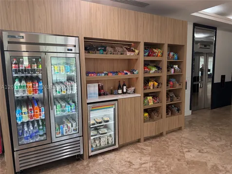 2670 E Sunrise Boulevard Fort Lauderdale FL 33304