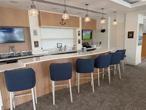 2670 E Sunrise Boulevard Fort Lauderdale FL 33304