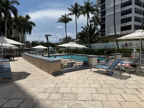 2670 E Sunrise Boulevard Fort Lauderdale FL 33304