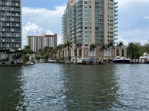 2670 E Sunrise Boulevard Fort Lauderdale FL 33304