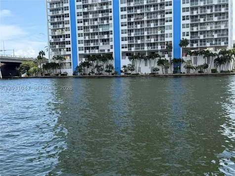 2670 E Sunrise Boulevard Fort Lauderdale FL 33304
