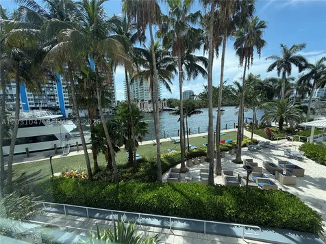 2670 E Sunrise Boulevard Fort Lauderdale FL 33304