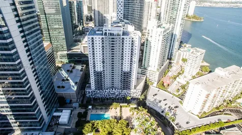 185 SE 14th Terrace Miami FL 33131