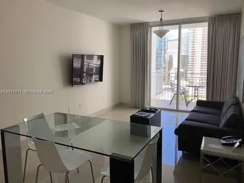185 SE 14th Terrace Miami FL 33131
