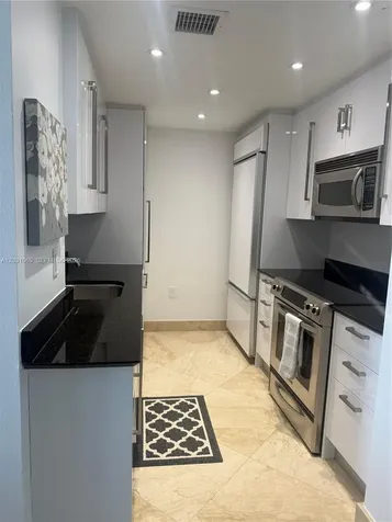 10275 Collins Avenue Bal Harbour FL 33154