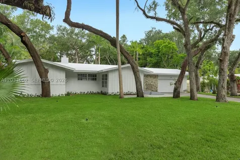 2850 Natoma Street Miami FL 33133