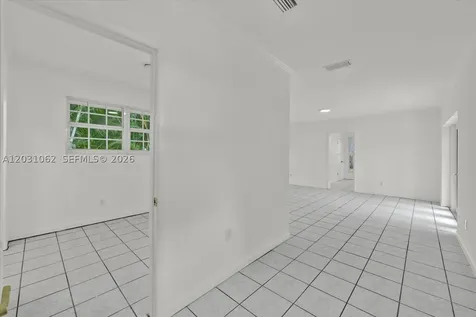 2850 Natoma Street Miami FL 33133