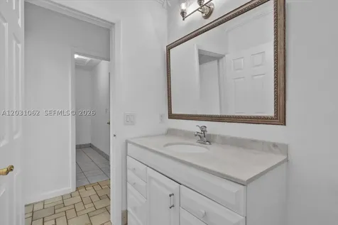 2850 Natoma Street Miami FL 33133