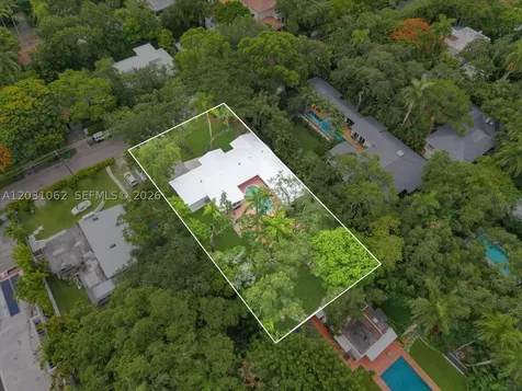 2850 Natoma Street Miami FL 33133