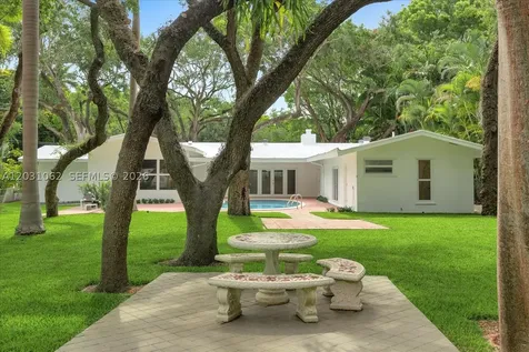 2850 Natoma Street Miami FL 33133
