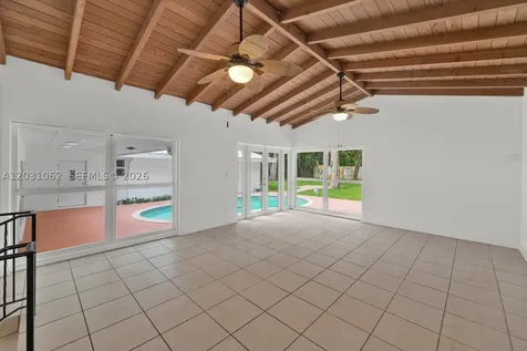 2850 Natoma Street Miami FL 33133
