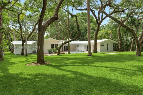 2850 Natoma Street Miami FL 33133