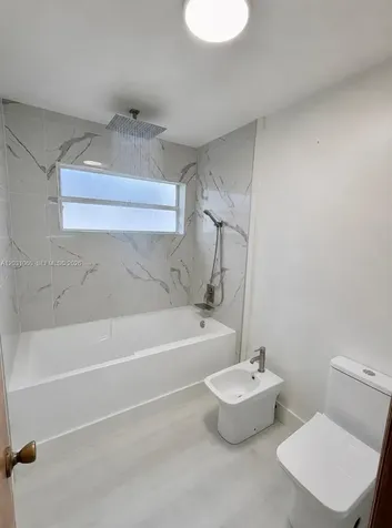 18145 NW 61st Avenue Hialeah FL 33015