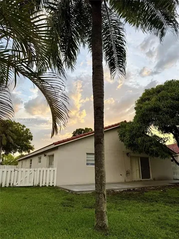 18145 NW 61st Avenue Hialeah FL 33015